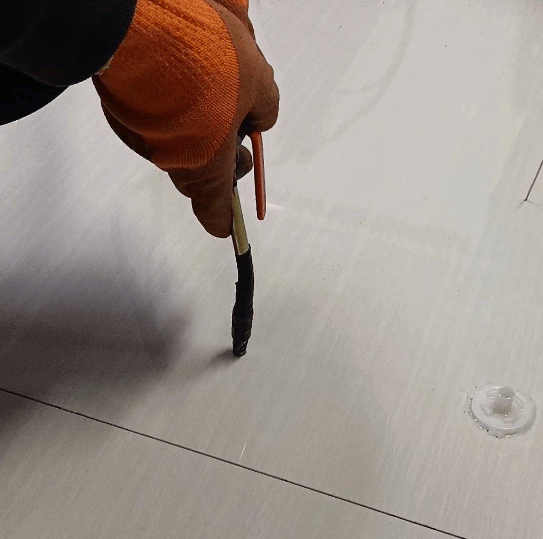 墙砖掉了最简单的修补方法图片(墙砖掉了最简单的修补方法图片大全)